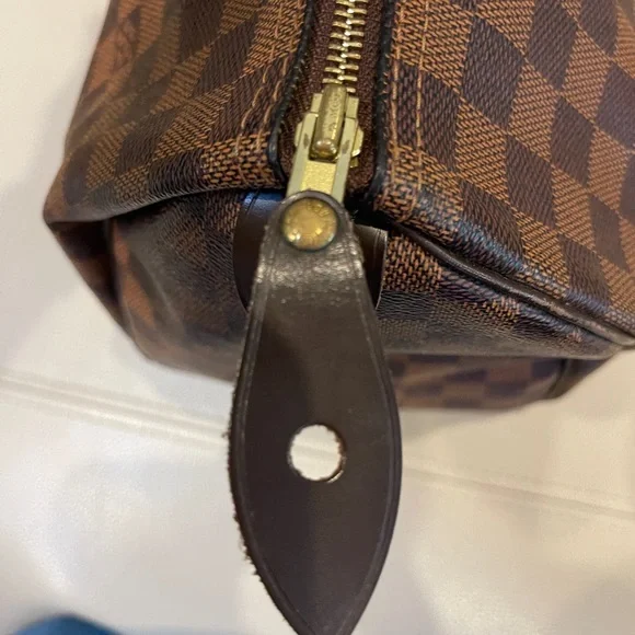 Sold - Picture 5 of 9